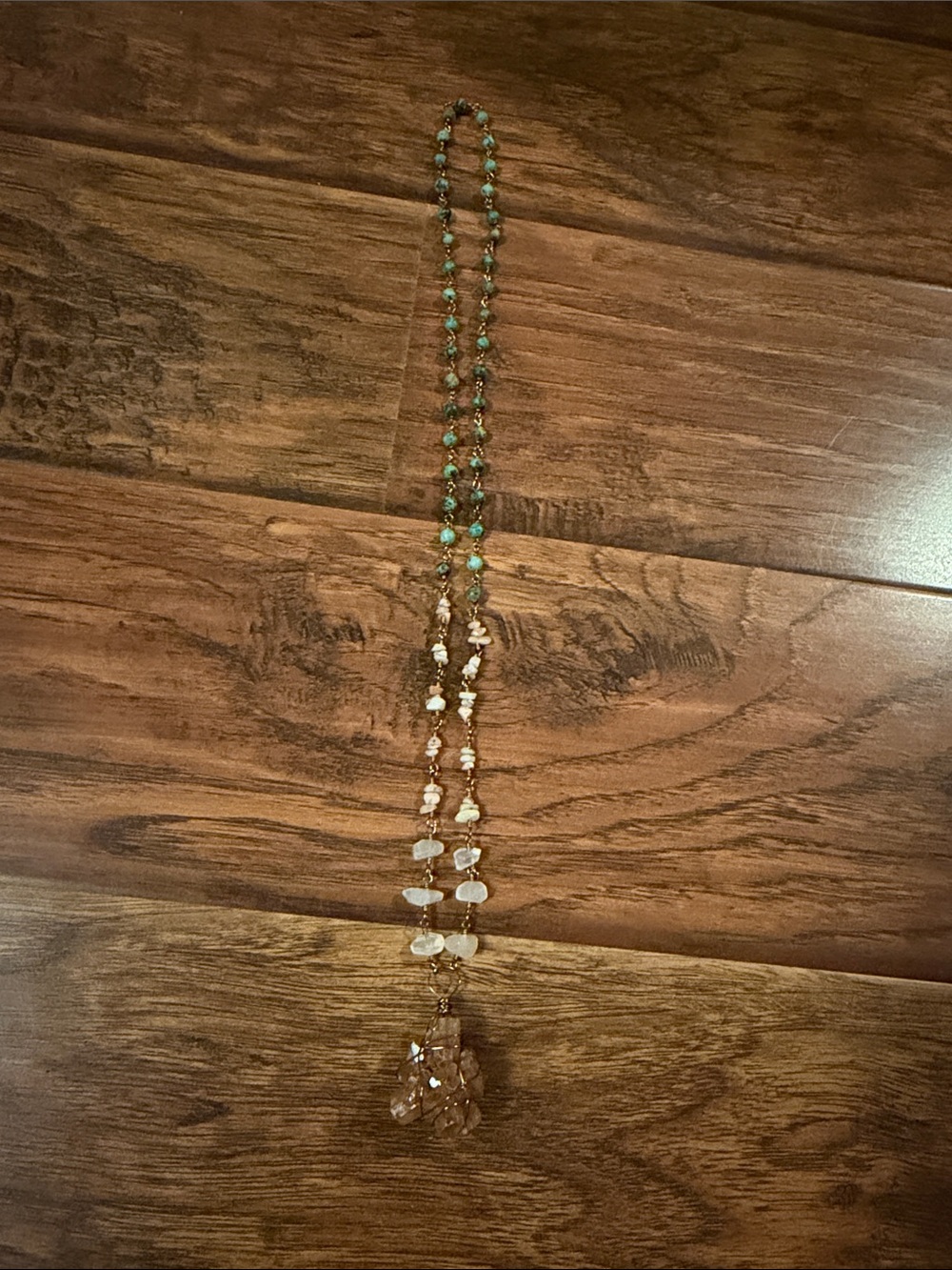 Elegant Green and Clear Beaded Pendant Necklace - Women Jewelry